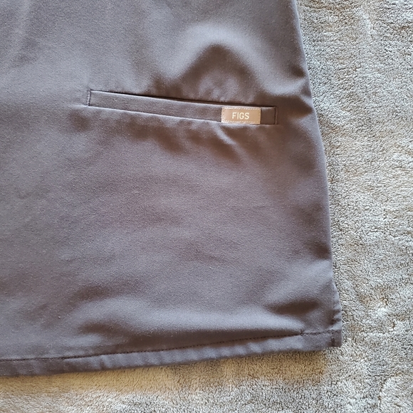 ⛑Figs Charcoal Set (Casma+Yola)⛑ - Picture 6 of 12